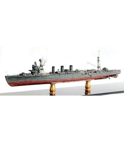 Amazon | フライホークモデル 1/350 日本海軍軽巡洋艦 五十鈴 1944
